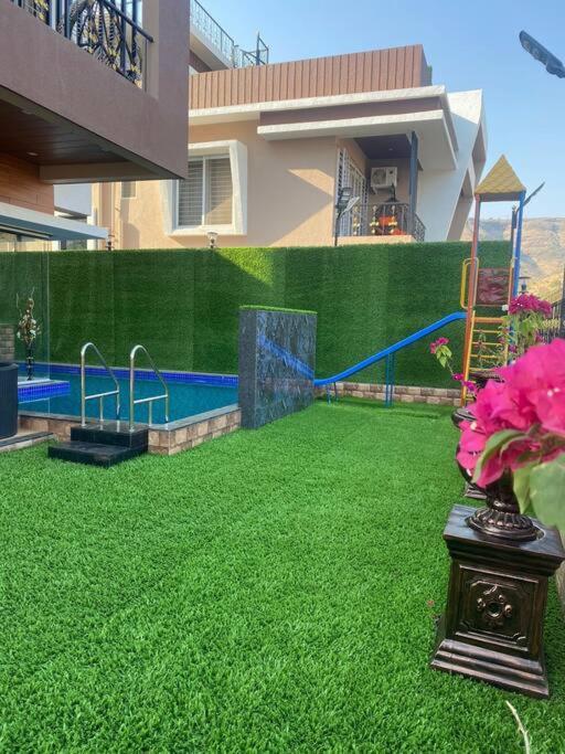 Mount Resorts Lonavala 5 Bhk Luxurious Villa With Private Pool And Full Size Cricket Football Turf Exterior foto